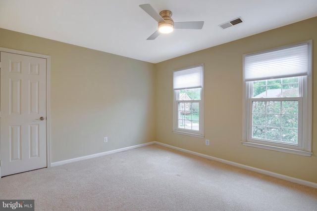 5105 CLAYBANK LN, Centreville, VA 20120