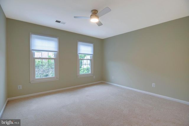 5105 CLAYBANK LN, Centreville, VA 20120