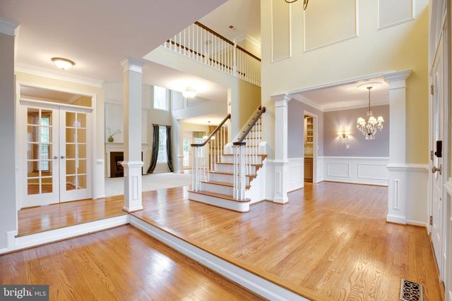 5105 CLAYBANK LN, Centreville, VA 20120