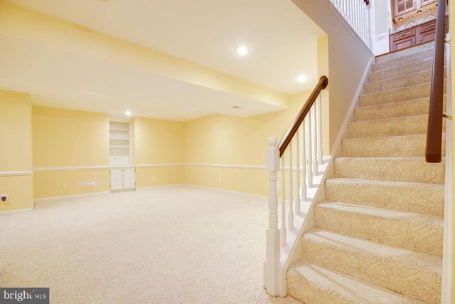 5105 CLAYBANK LN, Centreville, VA 20120