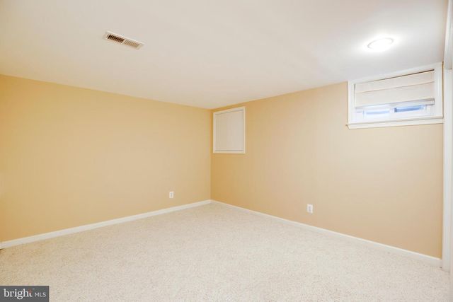 5105 CLAYBANK LN, Centreville, VA 20120