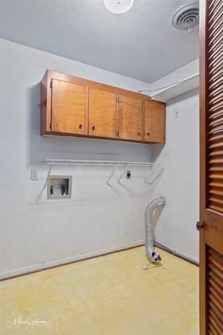 2034 Holly Oak Drive, Shreveport, LA 71118