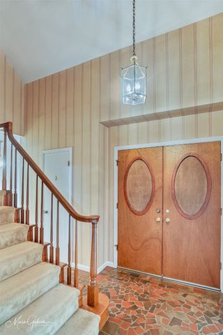 2034 Holly Oak Drive, Shreveport, LA 71118