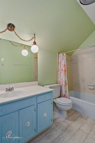 2034 Holly Oak Drive, Shreveport, LA 71118