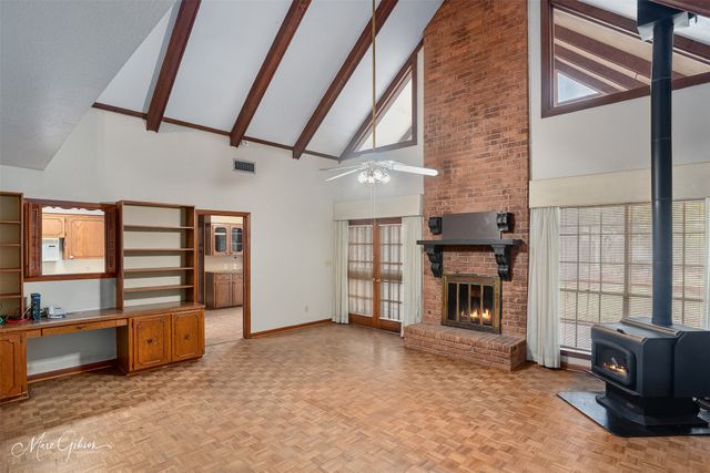 2034 Holly Oak Drive, Shreveport, LA 71118