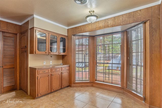 2034 Holly Oak Drive, Shreveport, LA 71118