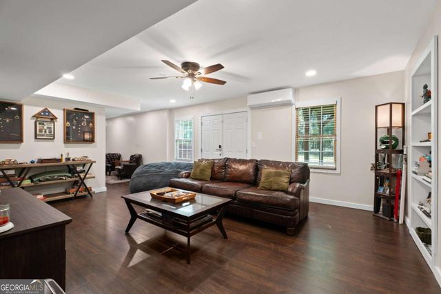 40 Rose Creek Drive, Covington, GA 30014
