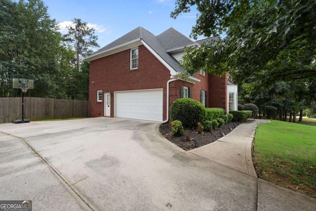 40 Rose Creek Drive, Covington, GA 30014