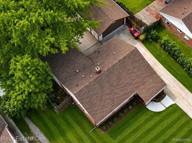 28463 Sutherland Street, Southfield, MI 48076