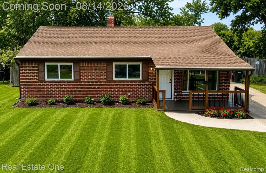 28463 Sutherland Street, Southfield, MI 48076