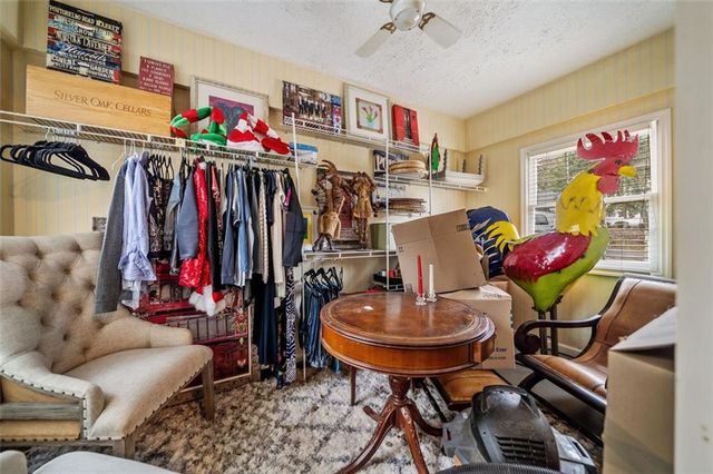 1047 LANIER Avenue, Gainesville, GA 30501