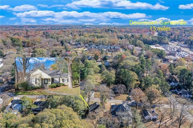 1047 LANIER Avenue, Gainesville, GA 30501