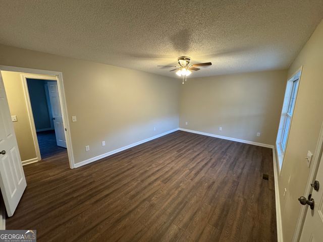 1477 Cumming Drive, Elberton, GA 30635