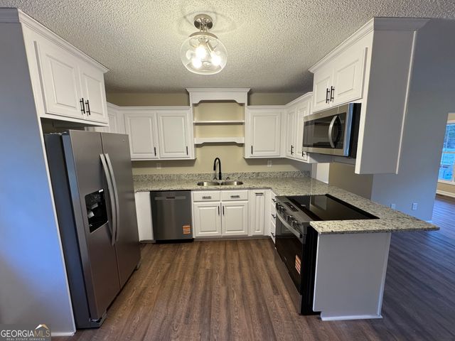 1477 Cumming Drive, Elberton, GA 30635