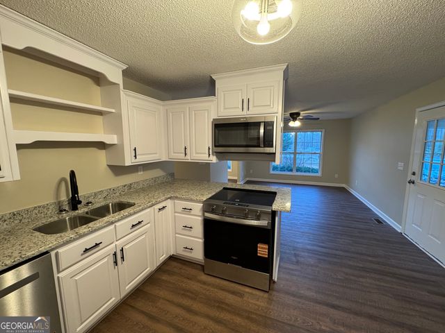 1477 Cumming Drive, Elberton, GA 30635