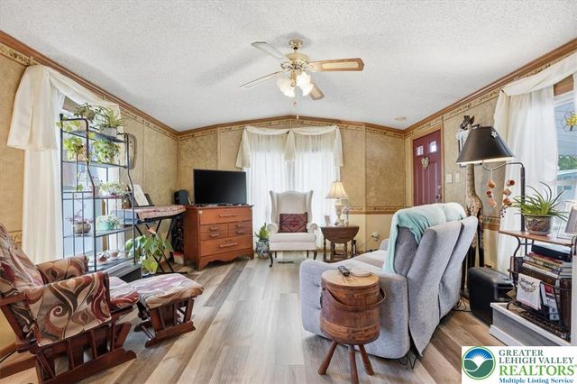 3350 Airport Road 5, Hanover Twp, PA 18109