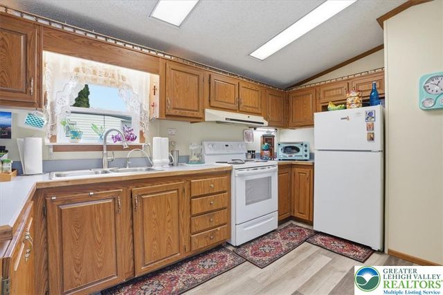 3350 Airport Road 5, Hanover Twp, PA 18109