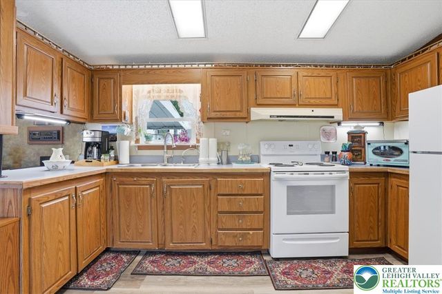 3350 Airport Road 5, Hanover Twp, PA 18109