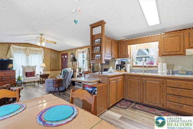 3350 Airport Road 5, Hanover Twp, PA 18109