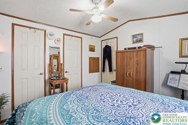 3350 Airport Road 5, Hanover Twp, PA 18109