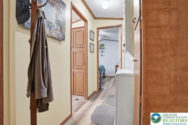 3350 Airport Road 5, Hanover Twp, PA 18109