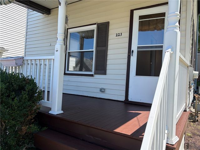 223 Orchard Ave, Canonsburg, PA 15317