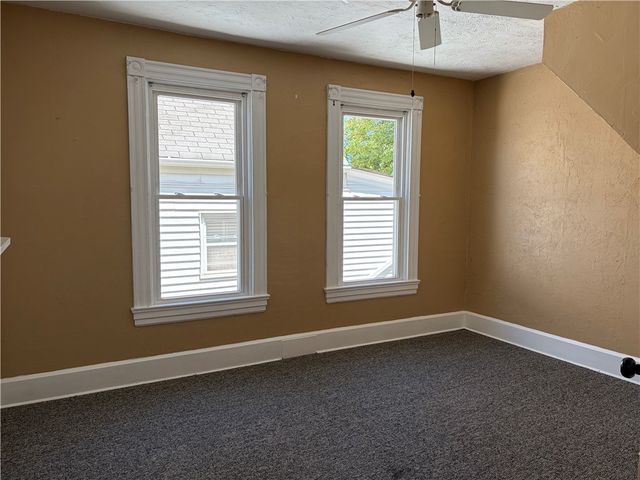 223 Orchard Ave, Canonsburg, PA 15317