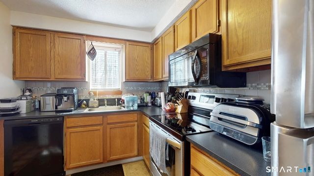 26 Guiel Place 8, Meriden, CT 06450