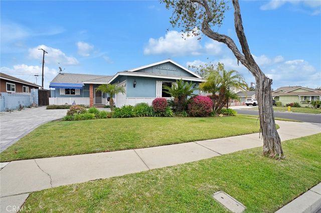 17230 Bonham Ave, Carson, CA 90746