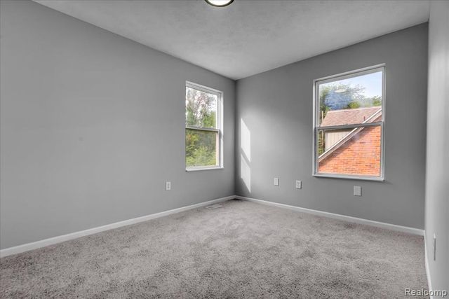 8163 Ellsworth Street, Detroit, MI 48238