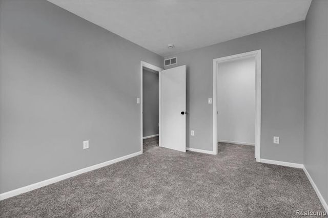 8163 Ellsworth Street, Detroit, MI 48238