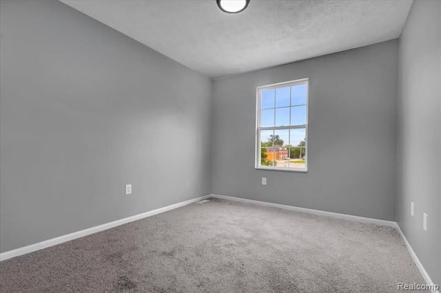 8163 Ellsworth Street, Detroit, MI 48238