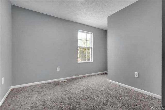 8163 Ellsworth Street, Detroit, MI 48238