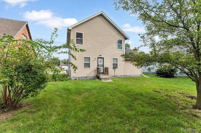 8163 Ellsworth Street, Detroit, MI 48238