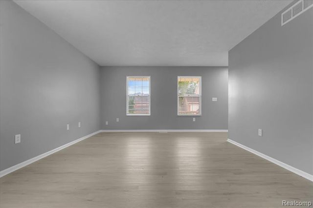 8163 Ellsworth Street, Detroit, MI 48238