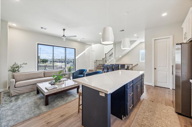 3922 Willowbend Ploint, Houston, TX 77025