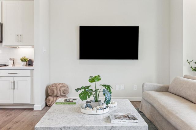 3922 Willowbend Ploint, Houston, TX 77025