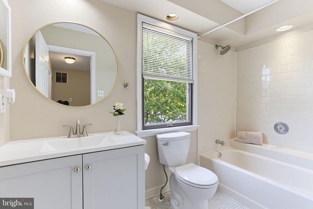 42 RHODES PL, Lutherville Timonium, MD 21093