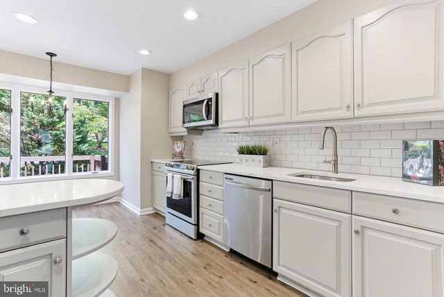42 RHODES PL, Lutherville Timonium, MD 21093