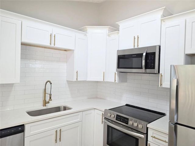 1436 Towne Harbor Lane, Woodstock, GA 30189