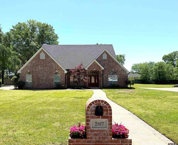 2107 Baylor Drive, Jacksonville, TX 75766