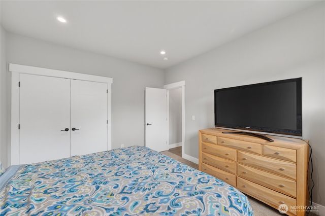 2131 Hearthstone Street, Ferndale, WA 98248