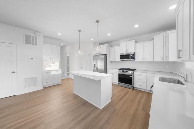 843 149th Lane NW, Andover, MN 55304