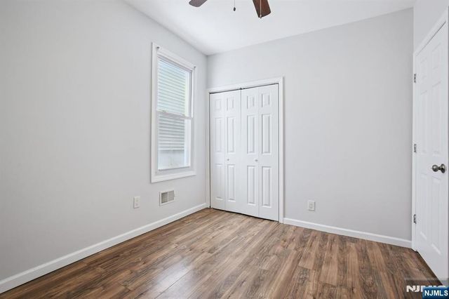 750 S 17th Street, Newark, NJ 07103