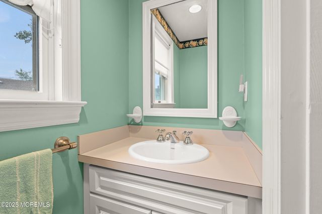 315 Allen Avenue, Allenhurst, NJ 07711