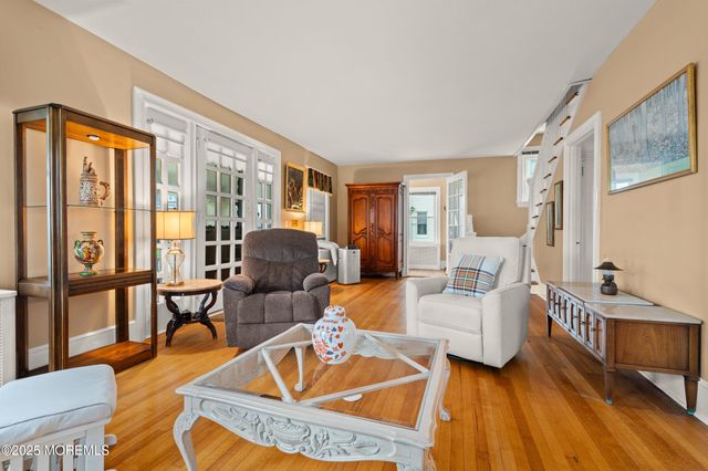 315 Allen Avenue, Allenhurst, NJ 07711