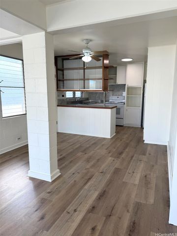 738 University Avenue 4, Honolulu, HI 96826