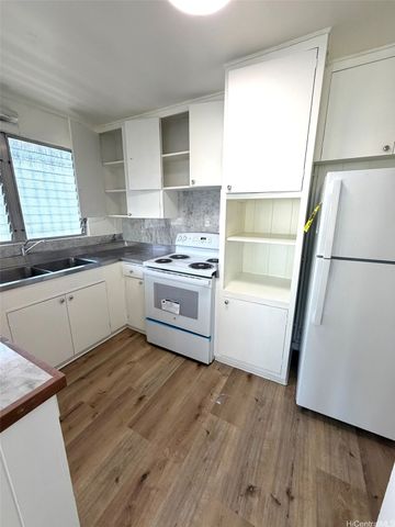 738 University Avenue 4, Honolulu, HI 96826