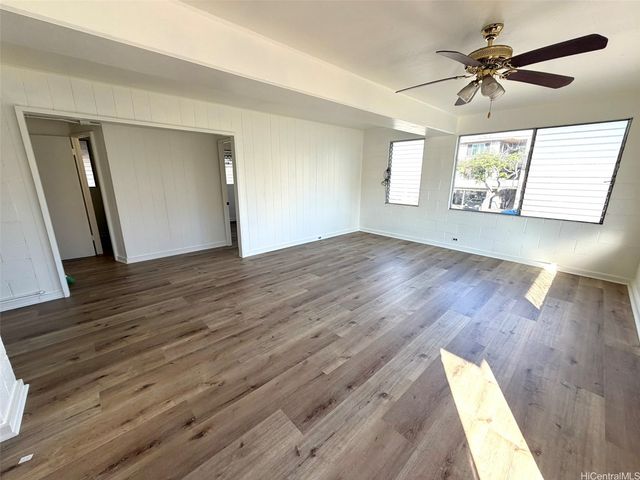 738 University Avenue 4, Honolulu, HI 96826