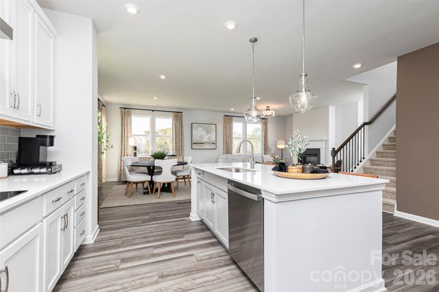 6407 Ludell Lane, Charlotte, NC 28215